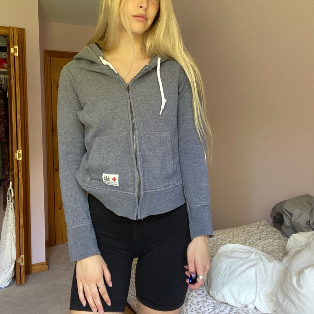 Sweater - Picture 3 of 5